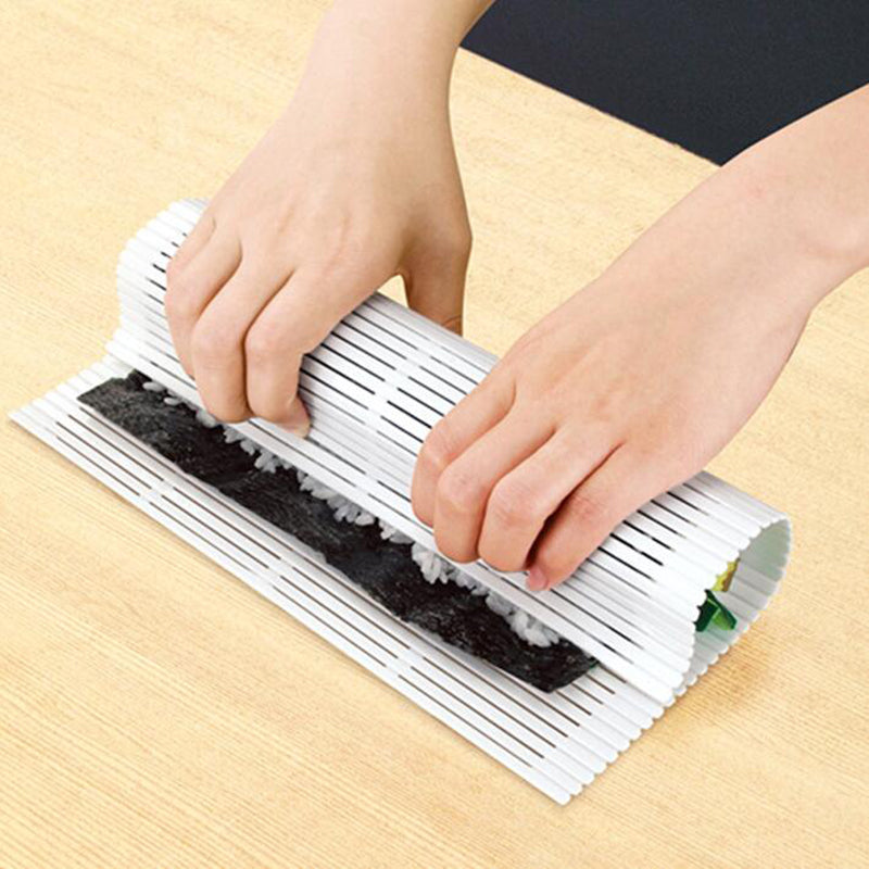 Sushi Maker Rolling Mat - The Sushi Roller